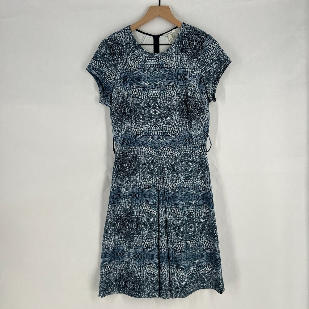 Tyler‎ Boe Fit & Flare Dress Womens 4 Blue Crocodile Alligator Print Cap Sleeve